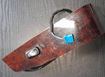 Перемикач вікон правий перед daimlerchrysler s320 фото №1