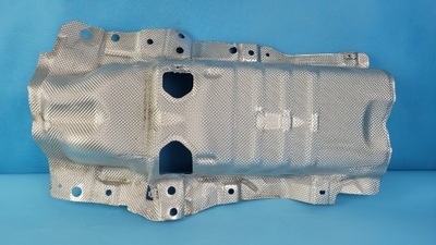 Mercedes w206 защита тепловая туннель a2066808202 фото №1