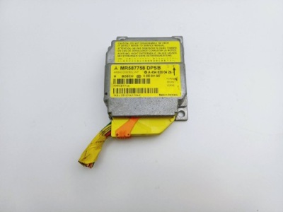 Модуль датчик подушка безпеки smart forfour i mr587758 / mr587758dpsb nr405 фото №1