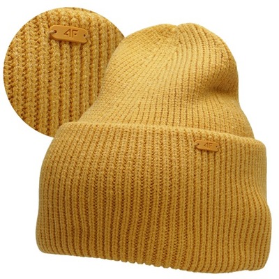 CZAPKA DAMSKA 4F ZIMOWA CIEPŁA BEANIE