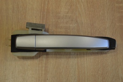 Ручка зовнішня правий перед chevrolet captiva сірий-сріблястий фото №1