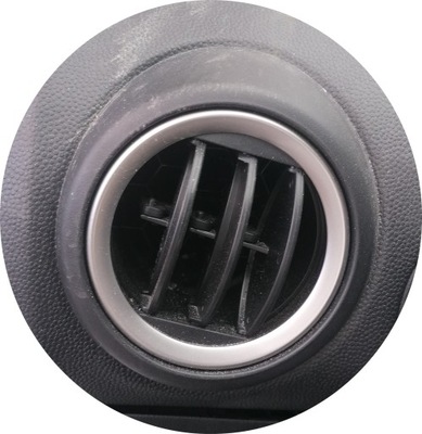 Space star 2 ii 13-16r решітка обдув панелі ліва передня фото №1