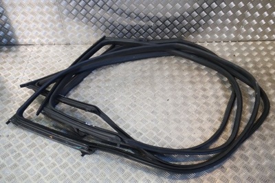 Прокладка ущільнювачі двері задня maserati ghibli m157 фото №1