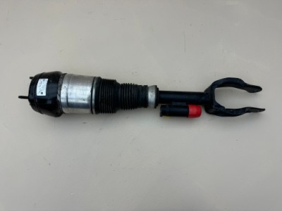 Mercedes gle ml w292 w166 airmatic амортизатор перед правый a2923200400 фото №1