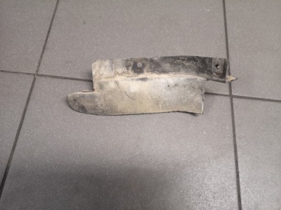 Брызговик спойлер подкрылок левый a4 b7 8e0853833 фото №1