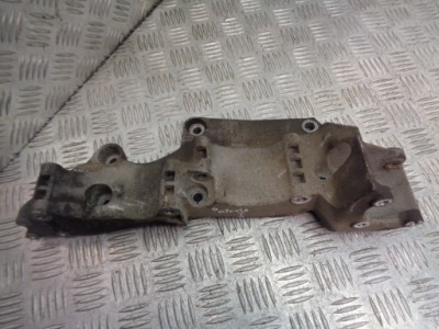 Кронштейн генератора octavia 1 1.8 t 06a903143p фото №1