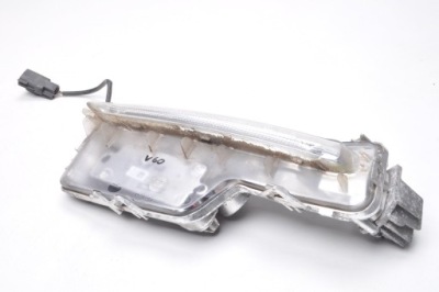 Volvo s60 ii v60 лампа led світлодіодна права 31353290 lift фото №1