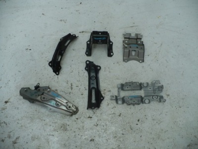 Lexus ct200h крюки крепления кронштейн фото №1