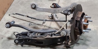 15 challenger hellcat поворотный кулак рычаг подвеска фото №1