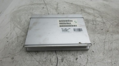 Chrysler 300c усилитель p05064353an фото №1