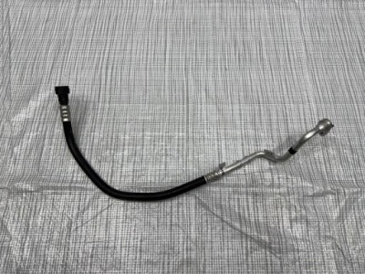 Шланг кондиціонера maserati grecale folgore 6702203910 фото №1