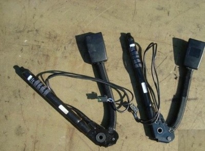 Bmw 7 e65 натягувач кліпса поперечина правий фото №1