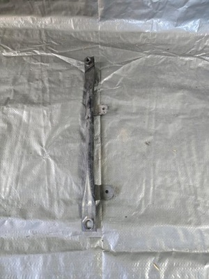 Кронштейн подрамник перед toyota prius plus фото №1