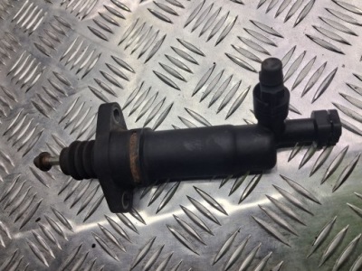 Циліндр зчеплення насос зчеплення mini r55 r56 6783622 фото №1