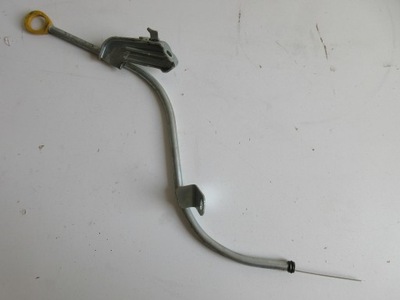 Corolla e21 1.8 гібрид щуп оливи щуп фото №1