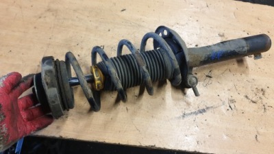 Skoda octavia ii 1.6 8v mcperson правый перед фото №1