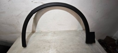 Молдинг крыла левый перед lynk&co 01 фото №1