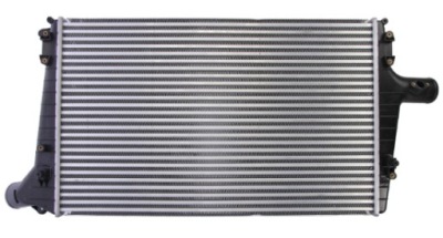 Audi a6 c5 1997-2004 радиатор интеркулер 2.5 tdi фото №1