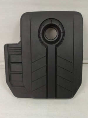 Ssangyong musso 2.2 19r накладка двигателя фото №1