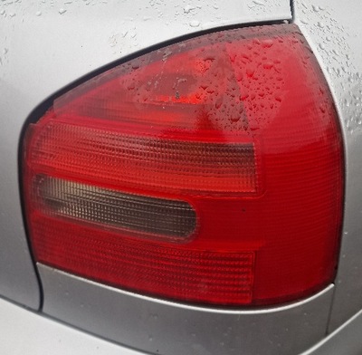 Лампа задняя p+l audi a3 8l 1998r фото №1