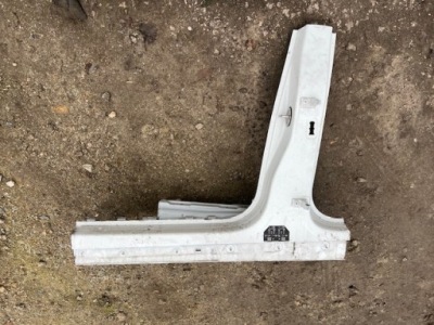 PORSCHE MACAN 95B Słupek próg lewy