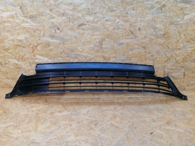 Решітка середня бампера перед toyota rav4 rav 4 iv lift 2015-2019r фото №1