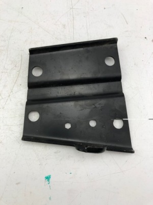 Opel insignia кронштейн консоли 13264290 фото №1