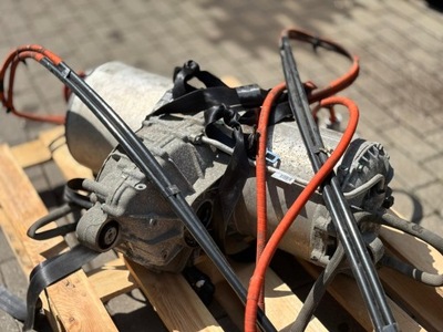 Tesla model s lift двигун задня sport 1025598-00-p фото №1