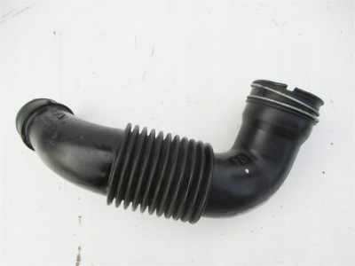 Труба воздуха toyota yaris ii 1.4 d 17881-33070 фото №1