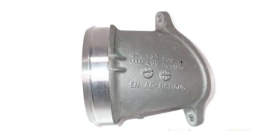 Труба воздухозаборник воздуха 5.0 audi rs6 c6 07l133355 фото №1