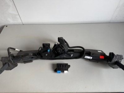 Citroen ds7 hak буксировочный оригинал 9827024680 фото №1