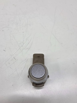 Land rover evoque ii 2021 задний  датчик парковки pdc фото №1