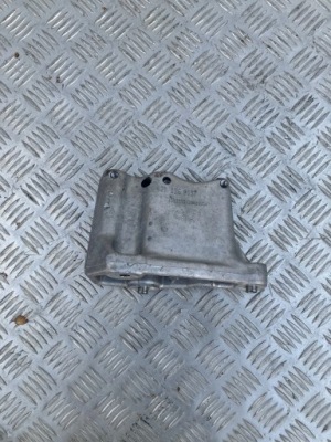 Кронштейн двигуна bmw 1 f40 1.5 i фото №1