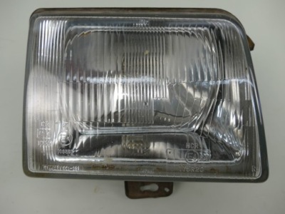 Mitsubishi space wagon лампа правый перед правая фото №1
