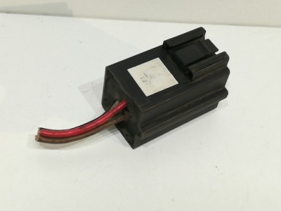 Реле opel zafira b 12118453 фото №1