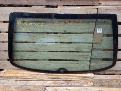 Стекло задняя крышки багажника peugeot 306 фото №1