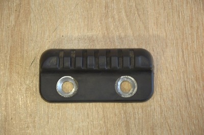 Кронштейн відбійник задня kia stinger фото №1