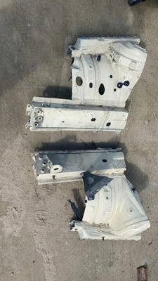 Mercedes b w246 підкрилок лонжерон l r фото №1