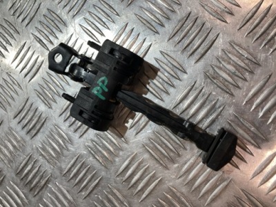 Обмежувач двері правий перед peugeot 3008 iii 23- фото №1