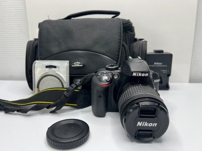 Lustrzanka Nikon D3300 korpus + obiektyw Nikon D3300 Nikkor 18-55mm komplet