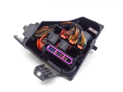 Коробка корпус запобіжників audi a8 d4 4h0937118 фото №1