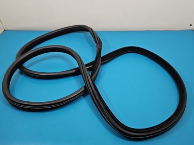 Прокладка дверь задняя правая bmw x5 f15 7289639 фото №1