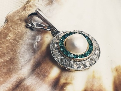 Stara zawieszka z rozetami diamentowymi i perłą