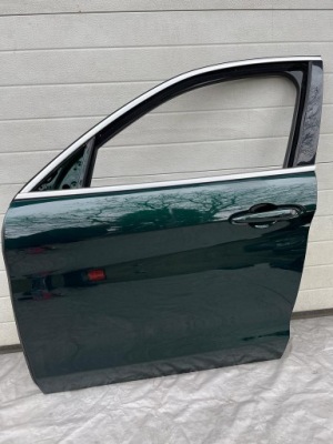 Alfa romeo stelvio двері передні ліва фото №1
