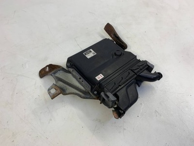 Бортовий комп'ютер блок керування двигуна lexus is ii 89661-53702 фото №1