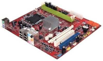 MSI MS-7366 s.775 SATA PCI-E DDR2 C2D / QUAD