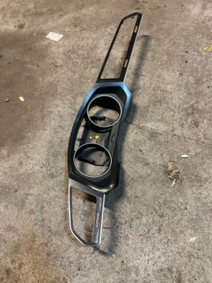 Vw tiguan ii рамка спідометра dekor консолі 5nb857059 фото №1