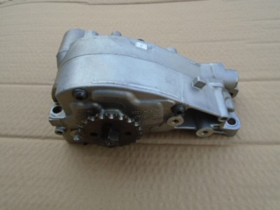 Насос масла bmw e81 e87 e90 e91 e92 1.6 n43 n43b16a 7567028 фото №1