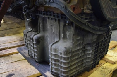 Поддон поддон масляная mercedes actros mp4 фото №1