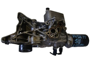 Audi tt 2.0 tfsi основание фильтра масла 06j903145ah фото №1